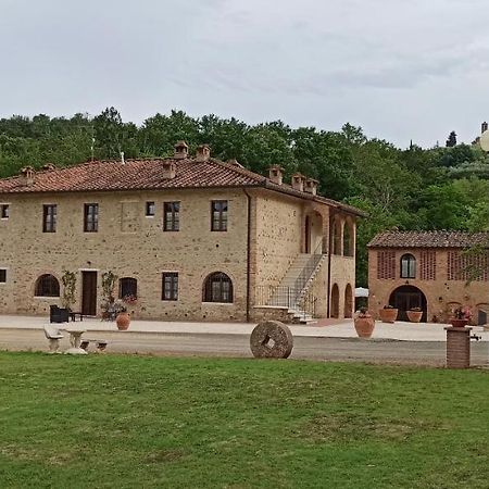 Casa Vacanze Senesi Сан-Джиминьяно Экстерьер фото