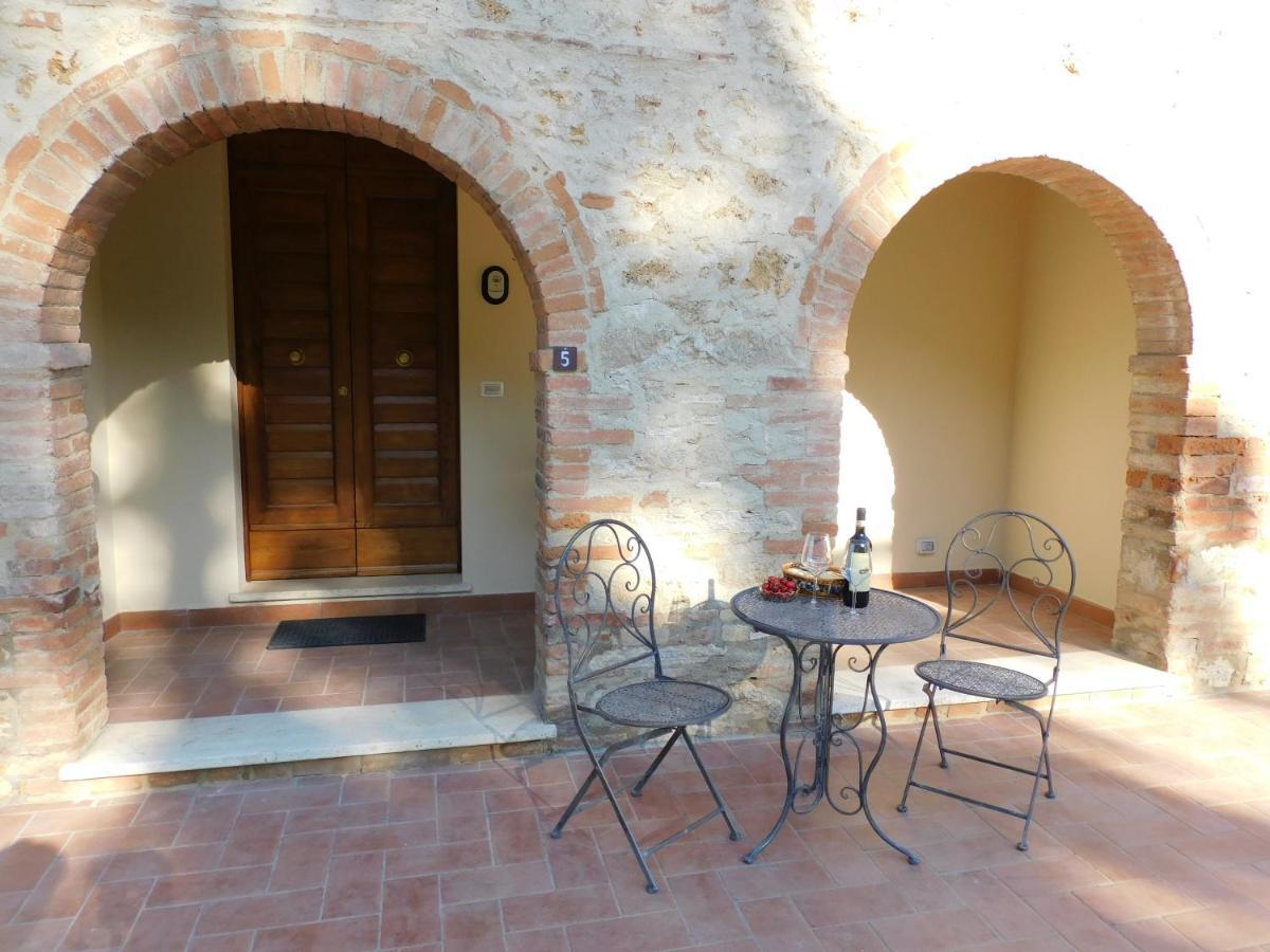 Casa Vacanze Senesi Сан-Джиминьяно Экстерьер фото