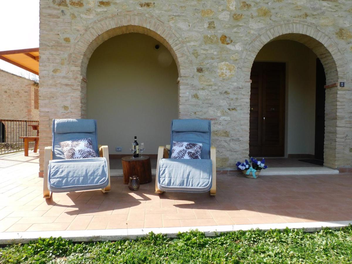 Casa Vacanze Senesi Сан-Джиминьяно Экстерьер фото