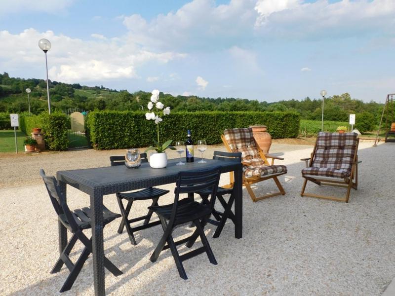 Casa Vacanze Senesi Сан-Джиминьяно Экстерьер фото